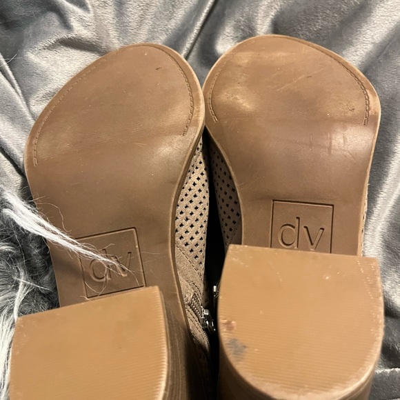 DV booties - Picture 3 of 3